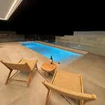 Jan With Heated Pool Villa