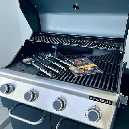 Jan With Heated Pool Villa