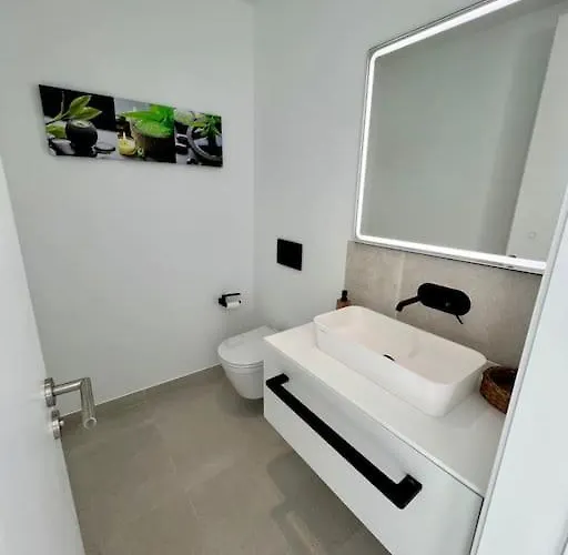 Jan With Heated Pool Вілла