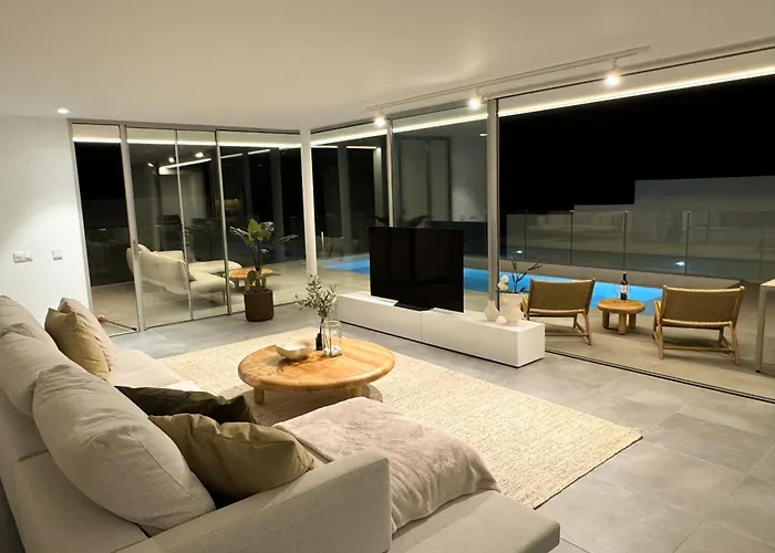 Jan With Heated Pool